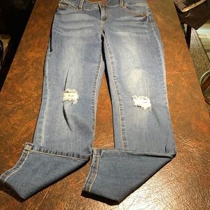 JustFab distressed jeans size 32